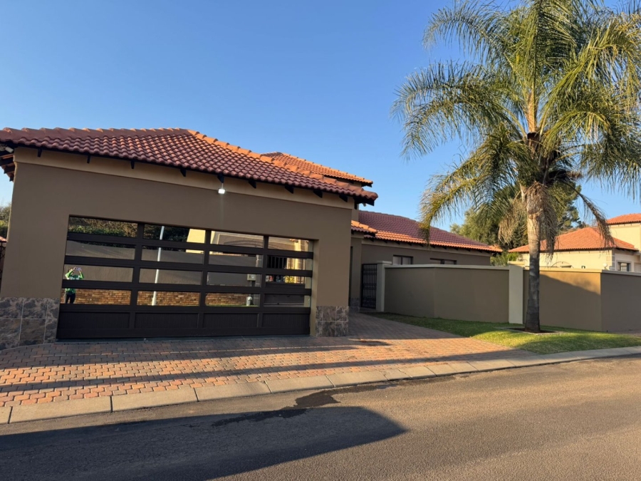 3 Bedroom Property for Sale in Wilkoppies North West